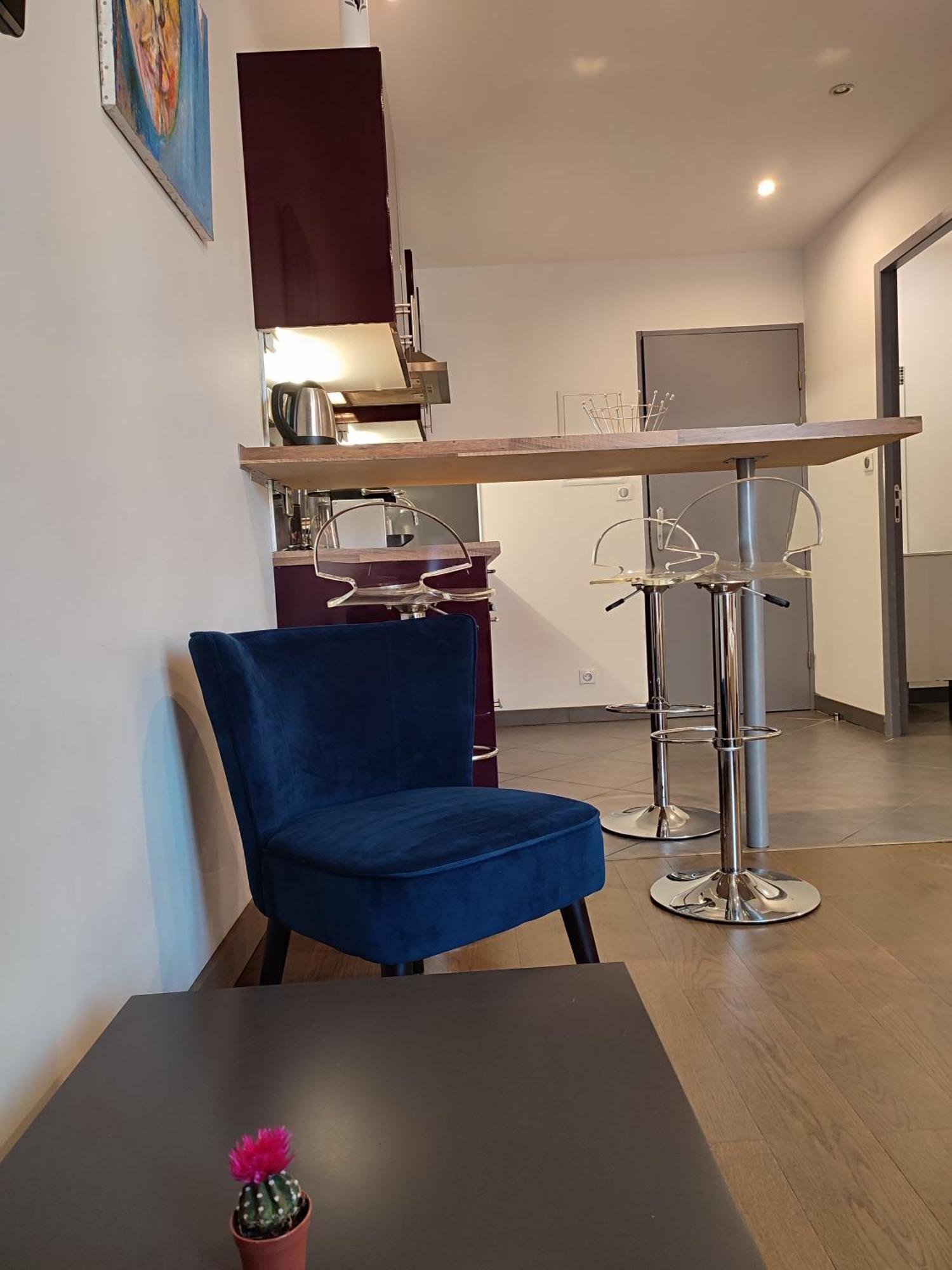Apartment De 25m2 - Extra Centre - A 5 Min A Pied Des Plages - Commerces Et Restaurants Sur Place - Clim - Wifi - Exceptionnel